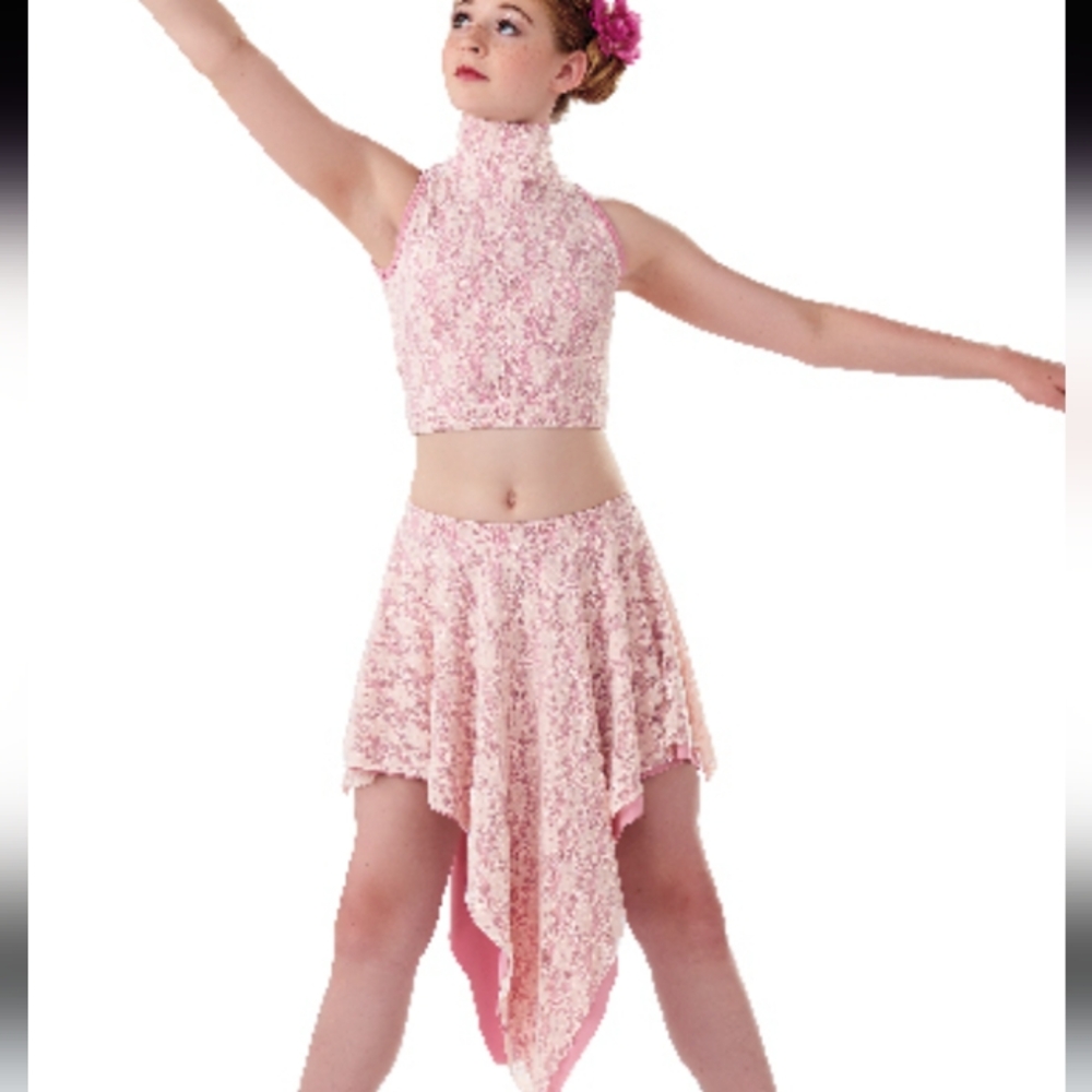 GUC- Liberts Two Piece Lace Set